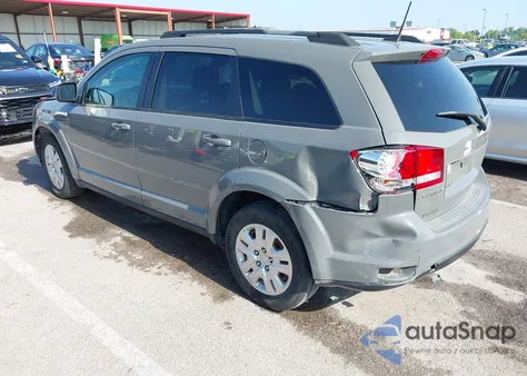 2019 Dodge Journey Se from USA, damaged, VIN 3C4PDCBB4KT779010